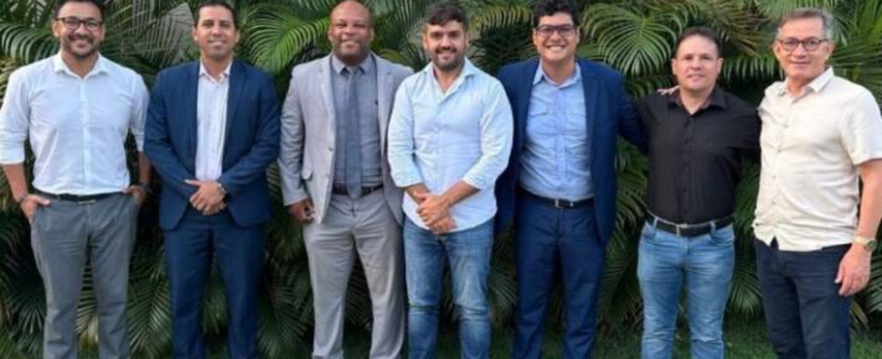 Valderico Junior recebe representantes da Caixa Econômica Federal