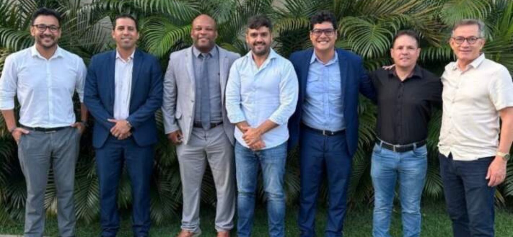 Valderico Junior recebe representantes da Caixa Econômica Federal