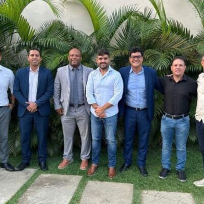 Valderico Junior recebe representantes da Caixa Econômica Federal