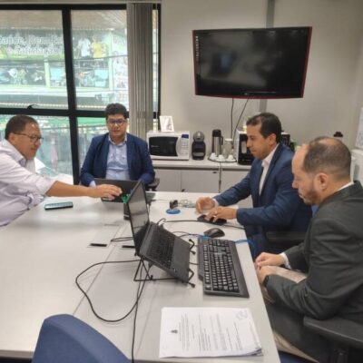 Prefeito Augusto Castro cobra agilidade nas obras de urbanização da Beira-Rio