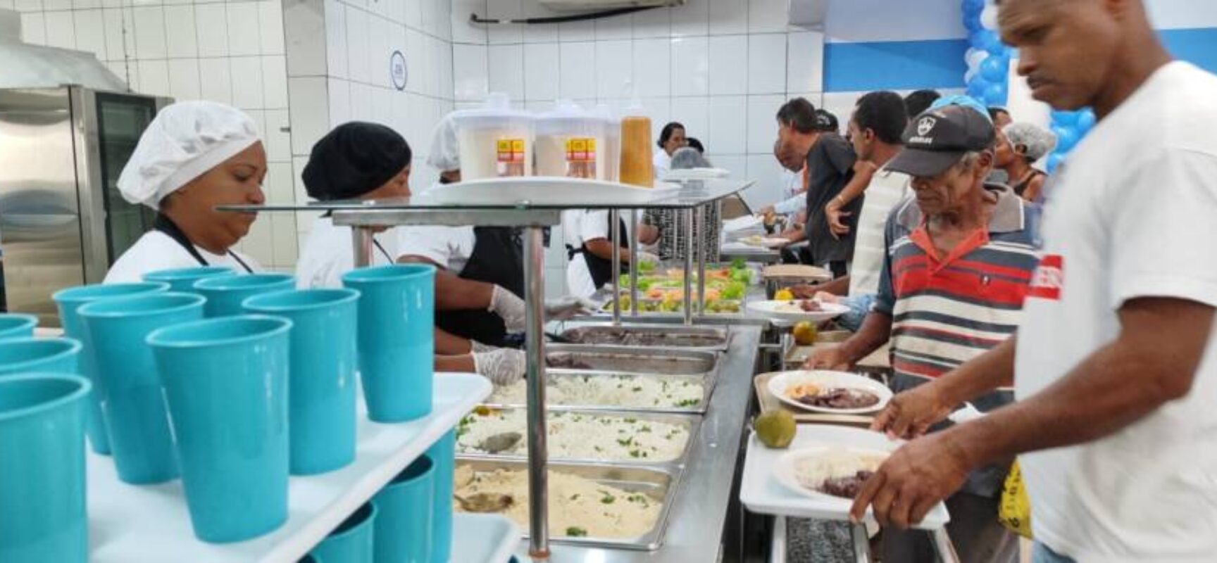 *No Dia Mundial da Alimentação Prefeitura anuncia novas unidades do Restaurante Popular*