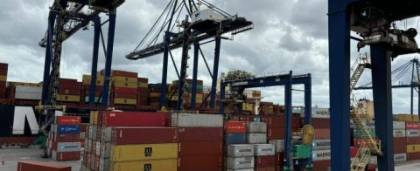 Codeba registra recorde de Operações na área alfandegada