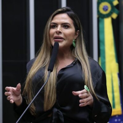 Projeto inclui responsáveis por pessoas com deficiência em programa de cotas