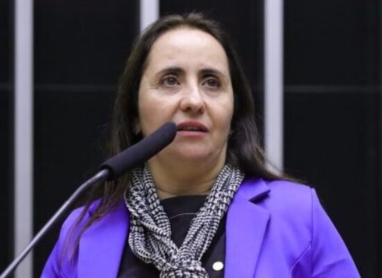 Projeto reduz base de cálculo da contribuição previdenciária dos empregadores Projeto reduz base de cálculo da contribuição previdenciária dos empregadores