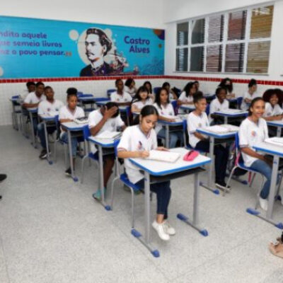 Governo do Estado potencializa investimentos na carreira do magistério público estadual