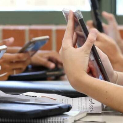 70% das escolas particulares visam endurecer regras quanto ao uso de celular