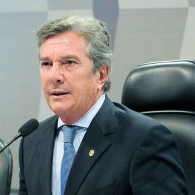 André Mendonça leva recurso de Collor para análise do plenário presencial do STF