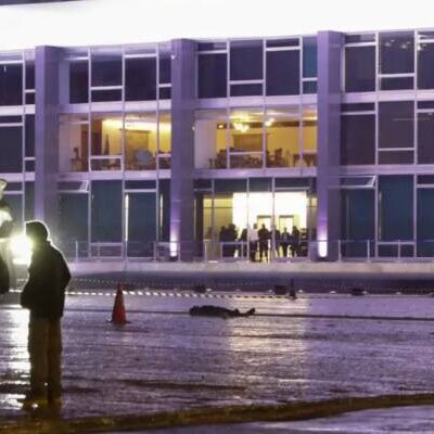 Lula se reunia com Zanin e Moraes no Alvorada durante ataque à Praça dos Três Poderes