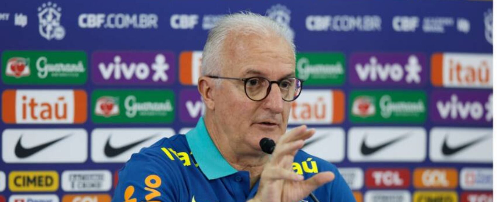 Dorival Júnior confirma mudança na escalação para encarar Uruguai