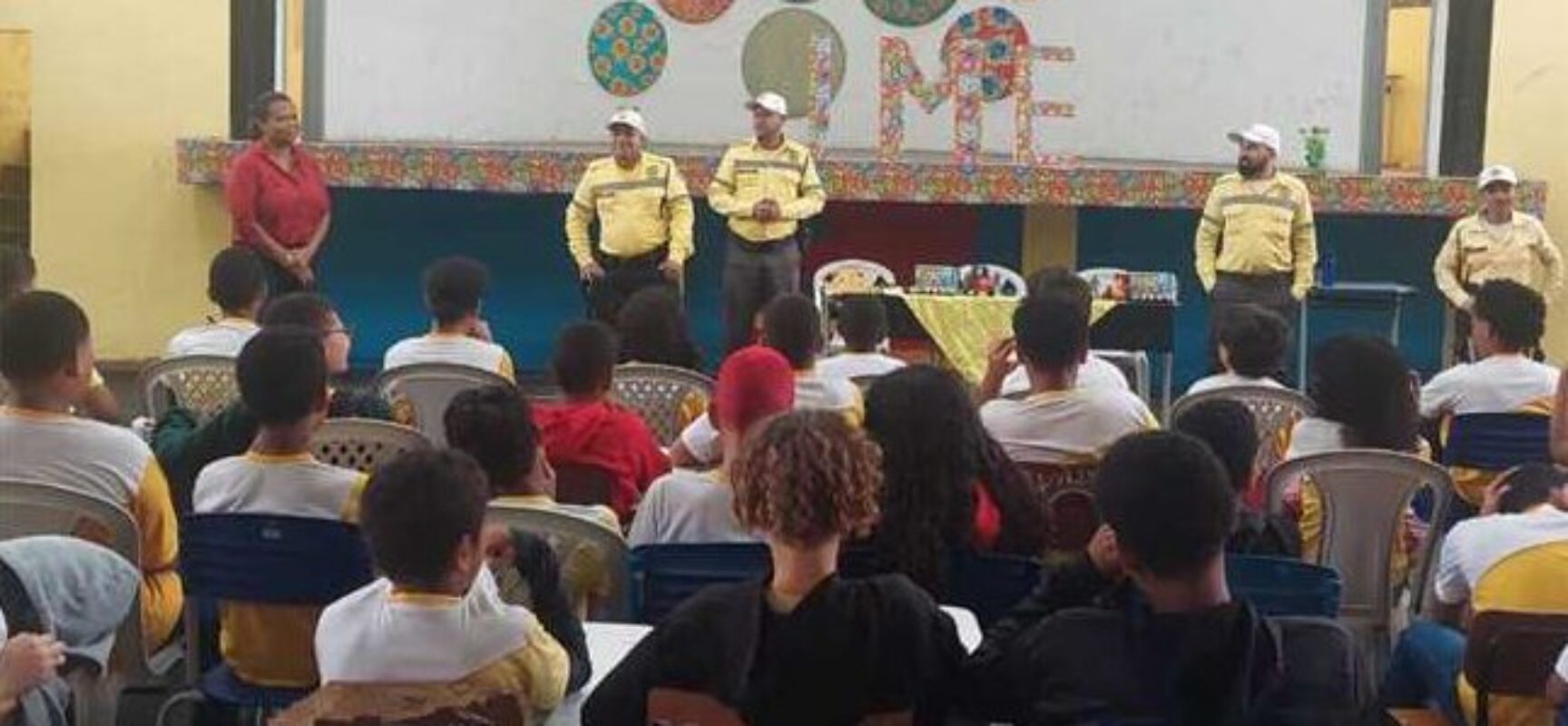 Prefeitura de Ilhéus firma parceria para implantar programa de Educação para o Trânsito nas escolas