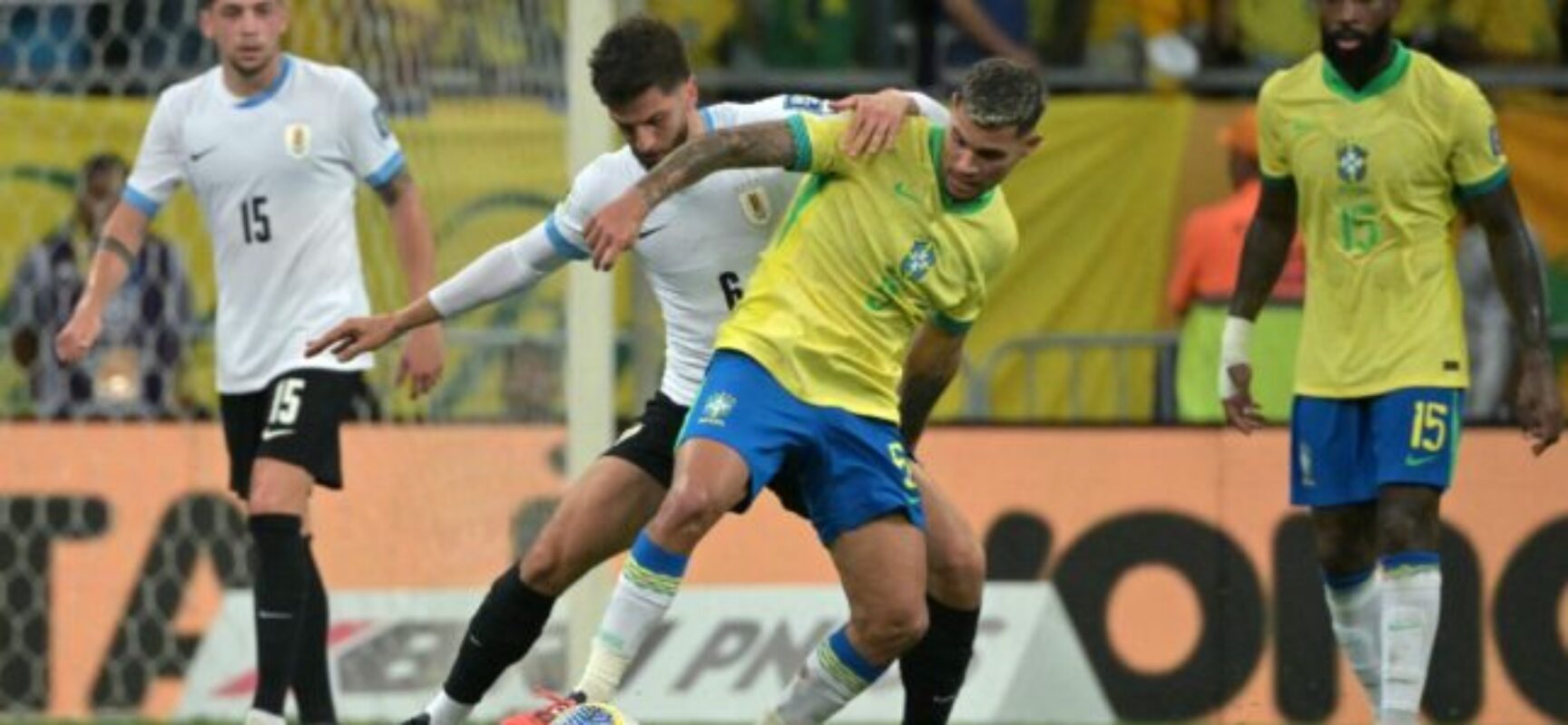 Brasil é improdutivo, empata com Uruguai em casa e perde posição nas Eliminatórias