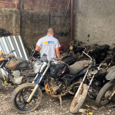 Agentes de Combate às Endemias de Itabuna realizam inspeção e divulga o Disque-Dengue