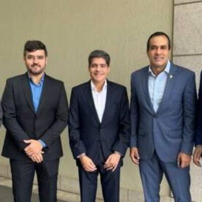 Valderico Junior participa de evento para capacitação de prefeitos em Brasília