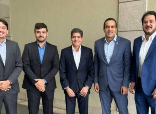 Valderico Junior participa de evento para capacitação de prefeitos em Brasília