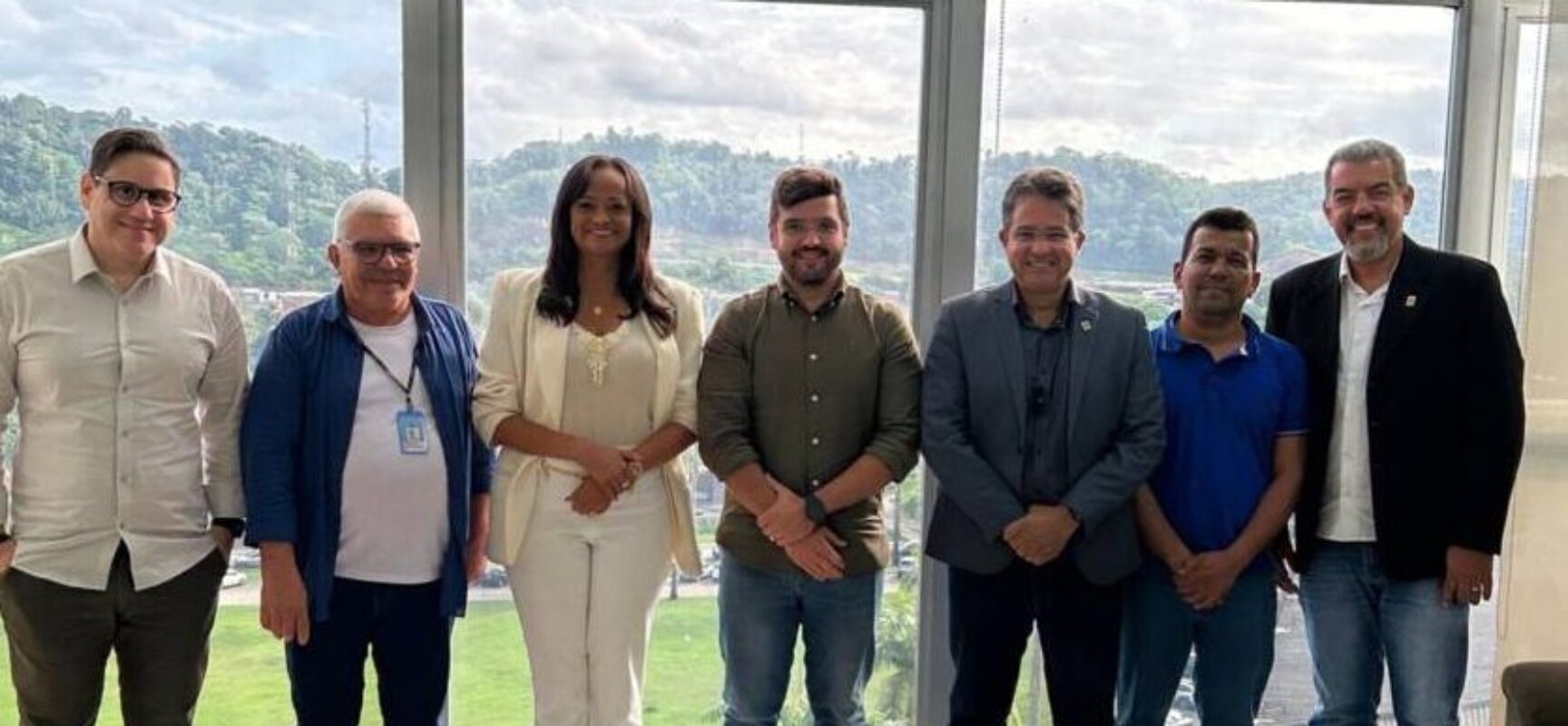 Reitor da UESC recebe prefeito eleito de Ilhéus, Valderico Junior