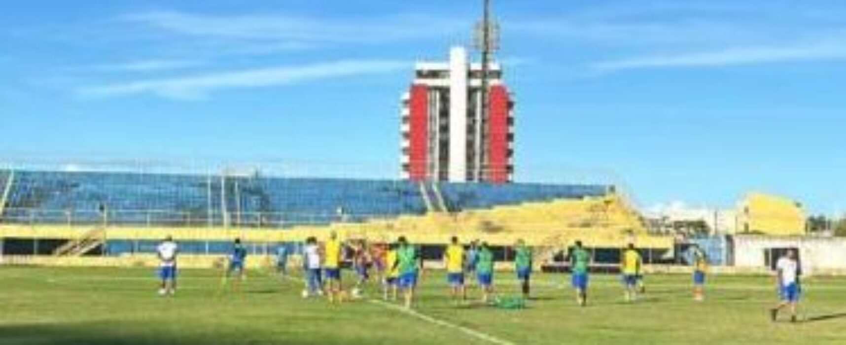 Mais uma listagem de reforços do Colo-Colo para 2025