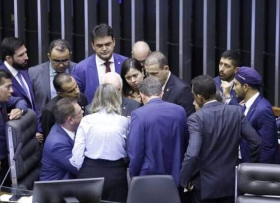 Câmara deve analisar proposta que amplia imunidade tributária para templos religiosos