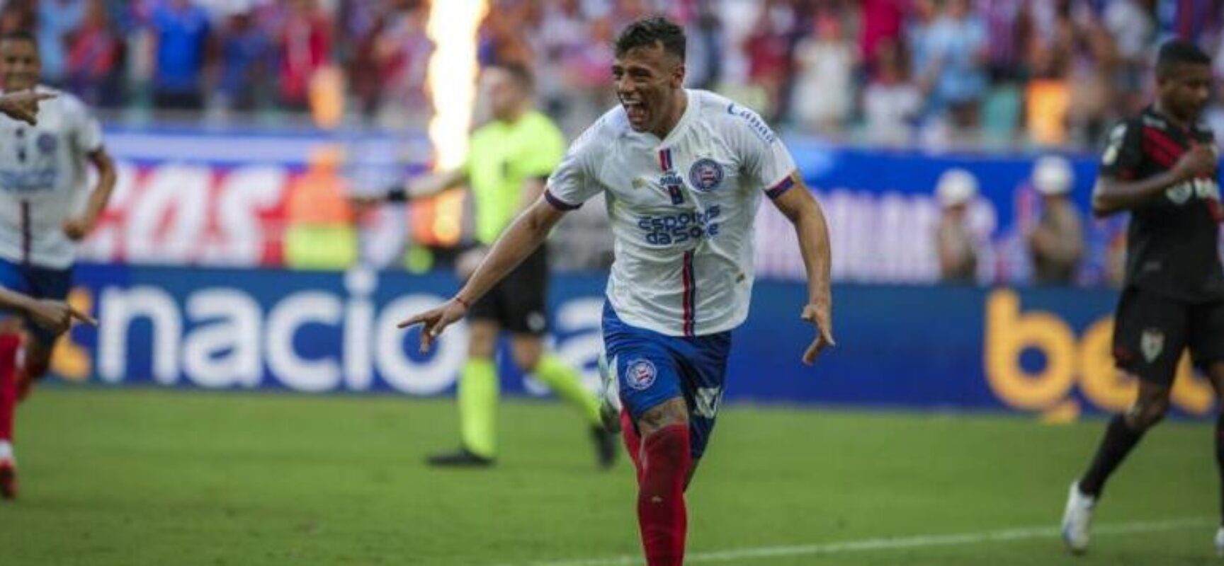 Comemora, torcedor! Bahia vence o Atlético-GO e se classifica para a Libertadores