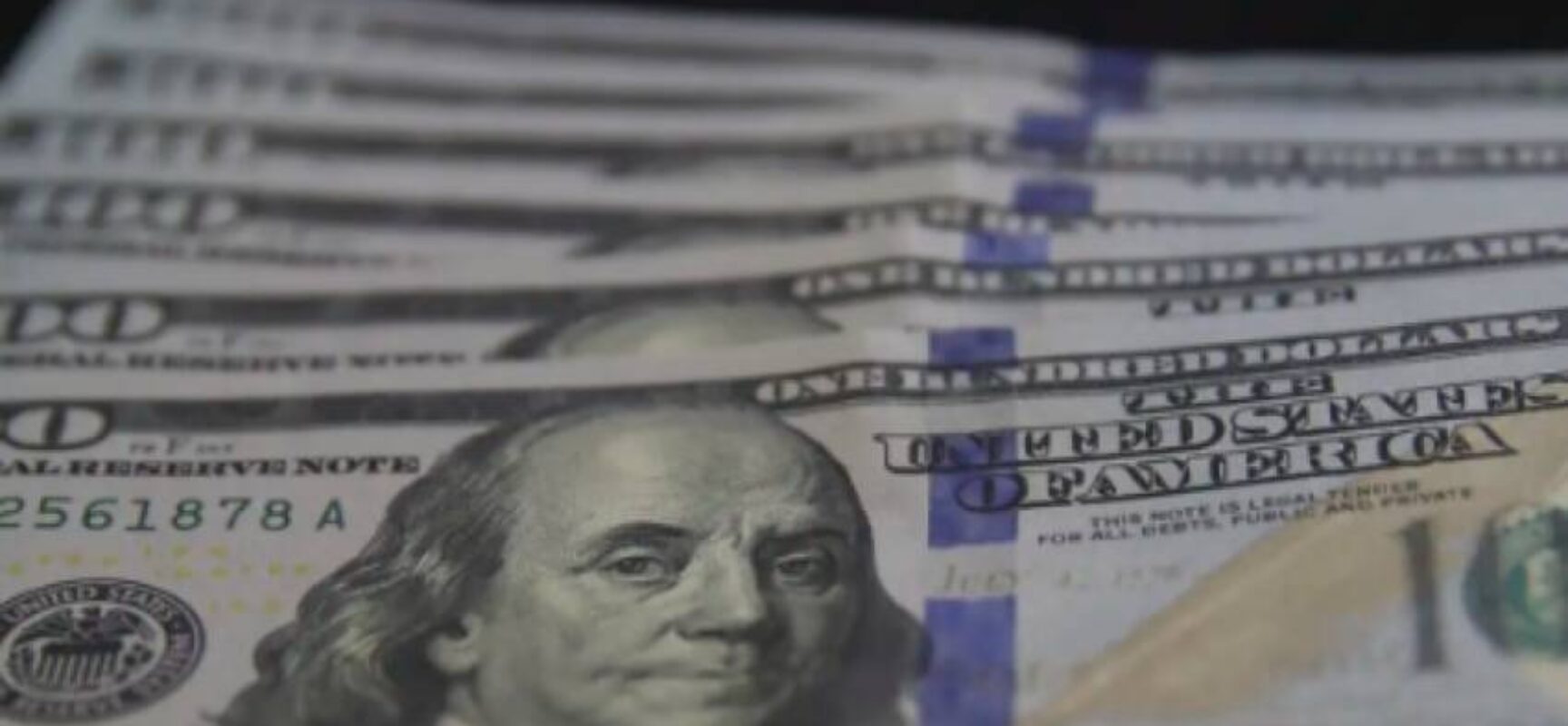 AGU consultará Banco Central sobre erro na cotação do dolár no Google