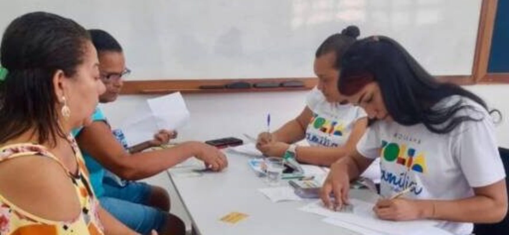 *Governo Municipal zera filas do CadÚnico e amplia acesso a benefícios sociais*