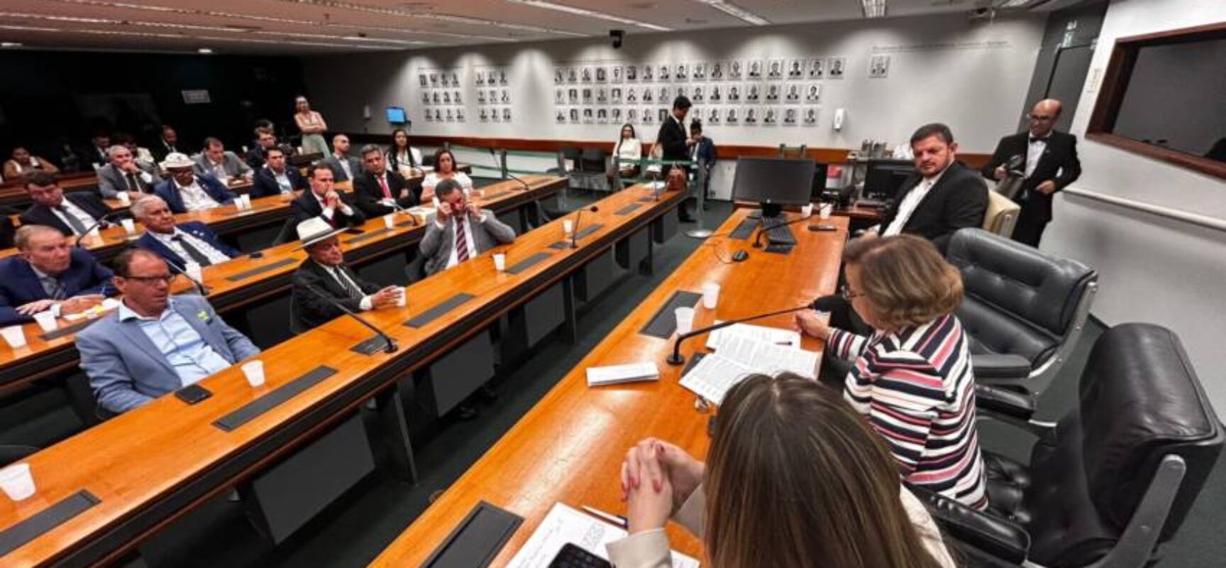 Em Brasília, prefeitos baianos pressionam para aprovar PEC do Refis Previdenciário dos municípios