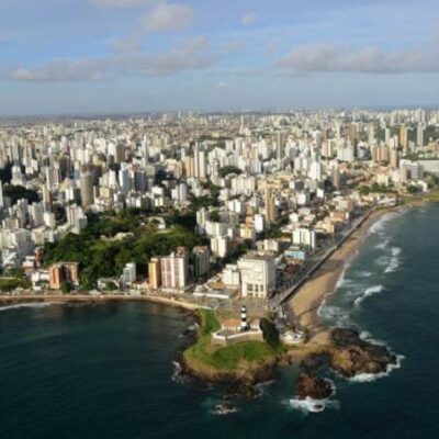 Salvador recebe mais de 750 mil turistas em abril e movimenta R$ 1,6 bilhão