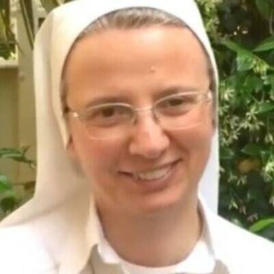 Papa nomeia primeira mulher para chefiar escritório no Vaticano