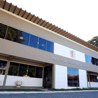 Prefeitura de Ilhéus efetua pagamento do 1/3 de férias dos servidores da educação