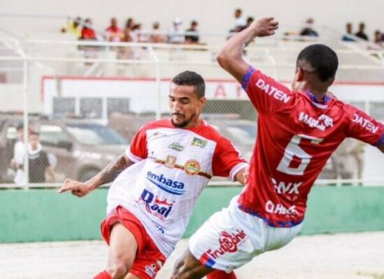 Juazeirense empata com o Barcelona, no Adautão. Presidente Roberto Carlos segue acreditando no grupo