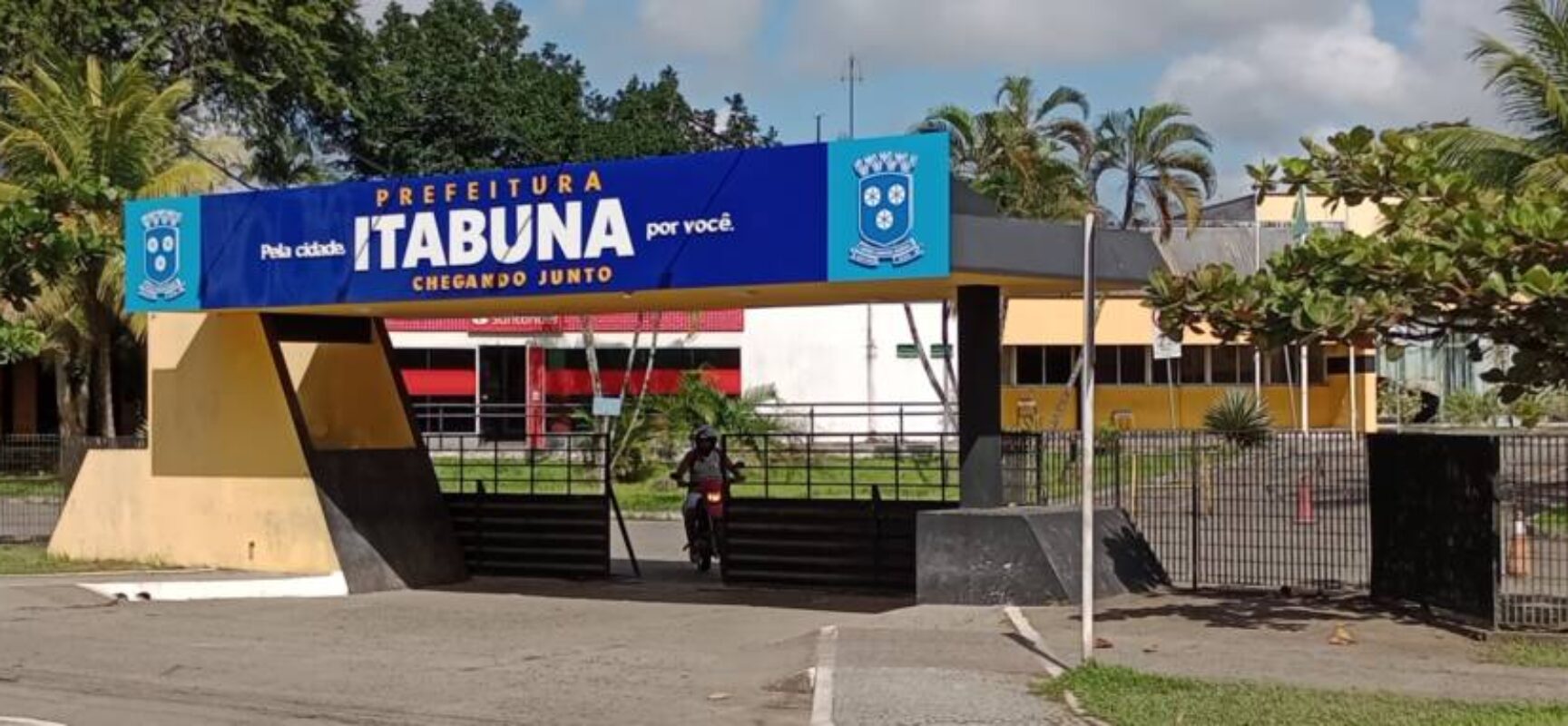 *Prefeitura de Itabuna paga última parcela do auxílio emergencial para cerca de 580 famílias vitimadas pelas enchentes de 2021*