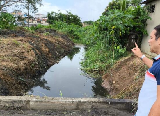 *Prefeitura de Itabuna inicia a limpeza do canal do São Pedro em preventiva às chuvas*