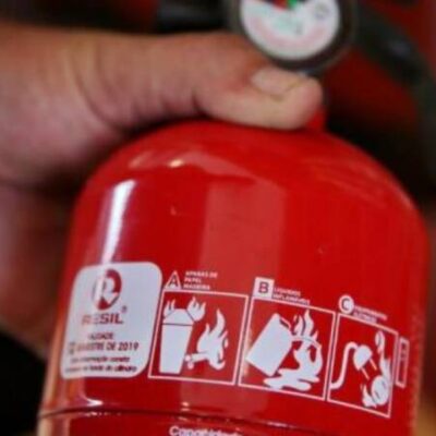 Volta da obrigatoriedade do extintor de incêndio pode impactar carros de 2015