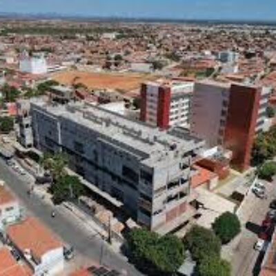 Sesab entrega equipamentos, medicações e ambulância para Hospital Materno Infantil e UPA de Juazeiro