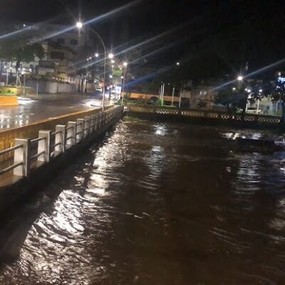 Governador sobrevoa e visita municípios do sul da Bahia afetados pelas chuvas e garante ações de apoio e reestruturação