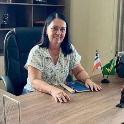 Prefeita Gracinha Viana cumpre promessa de campanha e inicia transporte universitário em Ubaitaba