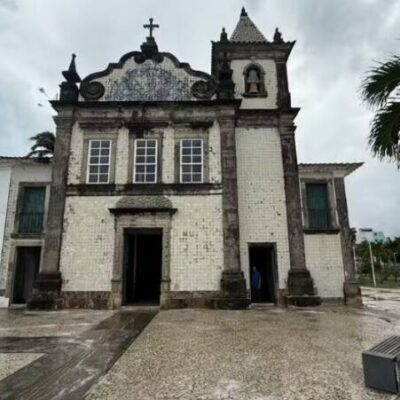 Igreja que abriga imagem de Bom Jesus dos Navegantes é fechada após vistoria do Iphan