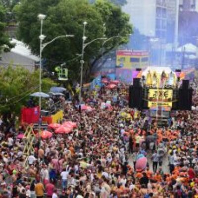 Carnaval de Salvador é oficialmente aberto no Campo Grande