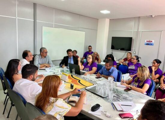 Prefeito Augusto Castro sanciona Lei Municipal que concede 6,27% Piso Nacional do Magistério