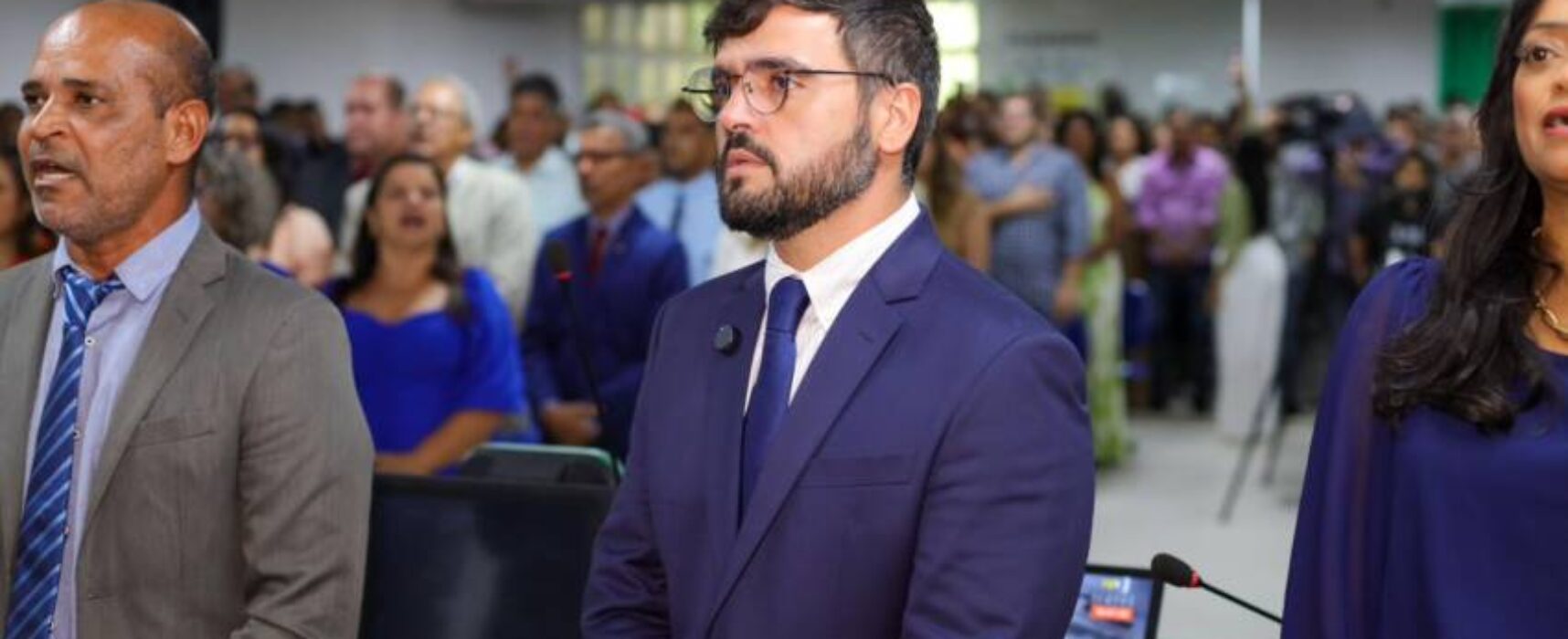 Prefeito Valderico Junior prestigia sessão de abertura dos trabalhos da Câmara de Vereadores de Ilhéus