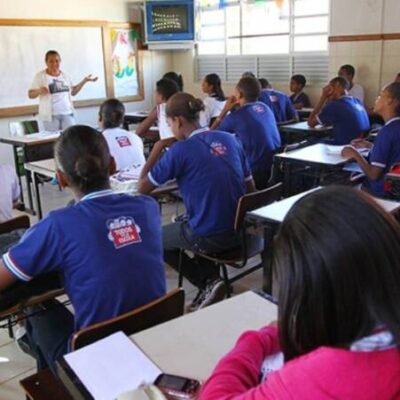 Mais 82 candidatos aprovados na seleção de professores da Educação Básica são convocados