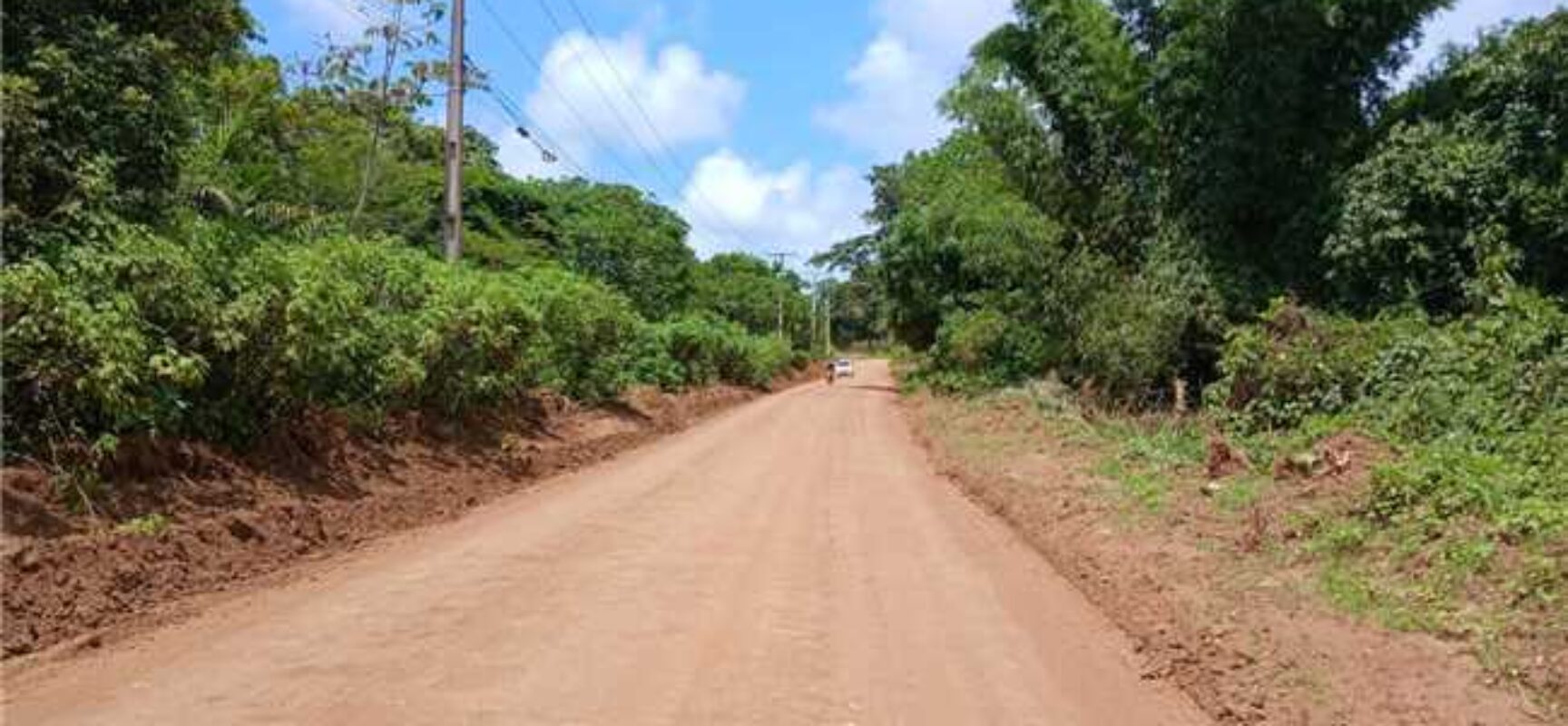 Prefeitura de Ilhéus conclui recuperação das estradas de Coutos e Santo Antônio