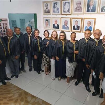 Academia de Letras de Ilhéus empossa Professor Josevandro Nascimento como Presidente