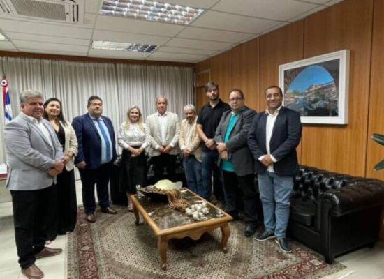 Vereadores de Conquista pedem celeridade na tramitação do projeto de Vitor Azevedo que cria Região Metropolitana do Sudoeste