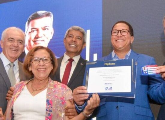 Prefeito de Itabuna, Augusto Castro, assume o cargo de Diretor de Relações Institucionais e Governo da UPB