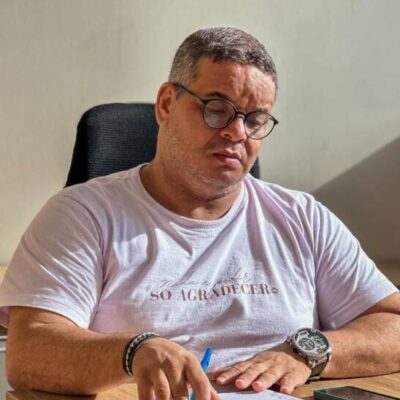 POR PROF. EMENSON SILVA: *Usar o transporte público em Ilhéus: sempre foi uma grande aventura!*