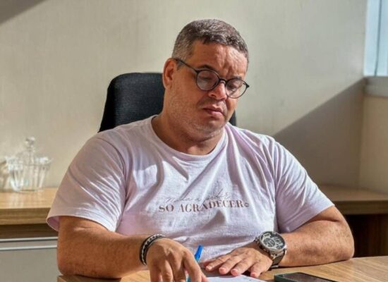 POR PROF. EMENSON SILVA: *Usar o transporte público em Ilhéus: sempre foi uma grande aventura!*