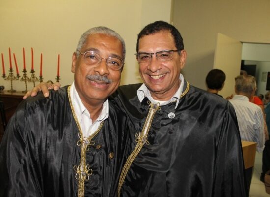 Academia de Letras de Ilhéus abre ano acadêmico com a posse do novo Presidente,  Professor Josevandro Nascimento