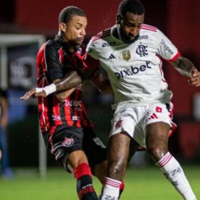 Vitória perde para o Flamengo e conhece a segunda derrota consecutiva no Brasileirão
