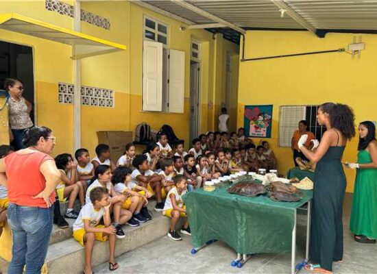 Projeto? Maramata Vai às Escolas? leva ação educativa à Escola Barão de Macaúbas