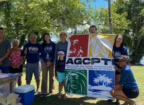 Mutirão de Limpeza na Lagoa Encantada Reforça a Preservação Ambiental em Ilhéus